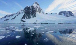 Así, el derretimiento de los glaciares también está alimentando la resistencia a los antibióticos.