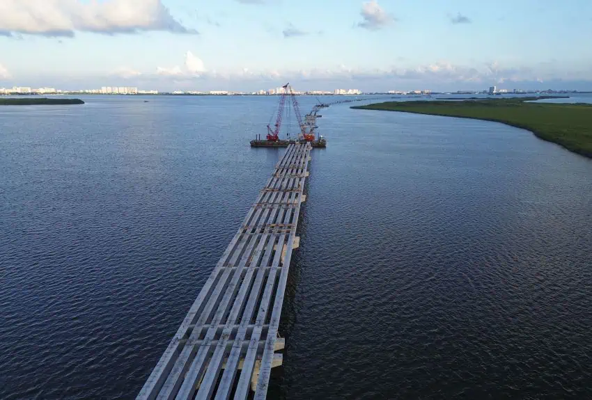 Aerial view of unfinished Nichupté bridge.