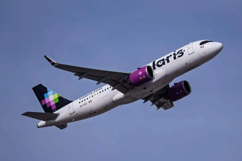 Volaris jet in the air
