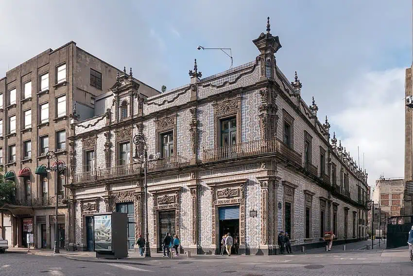 Casa de los Azulejos en la Avenida Francisco de la Ciudad de México I Madero