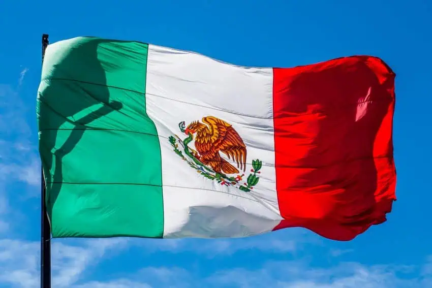 Mexican flag waving from a pole