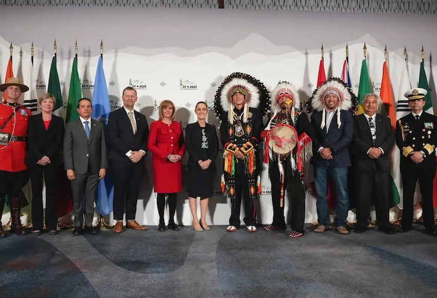 The president was greeted by members of the Tsuut