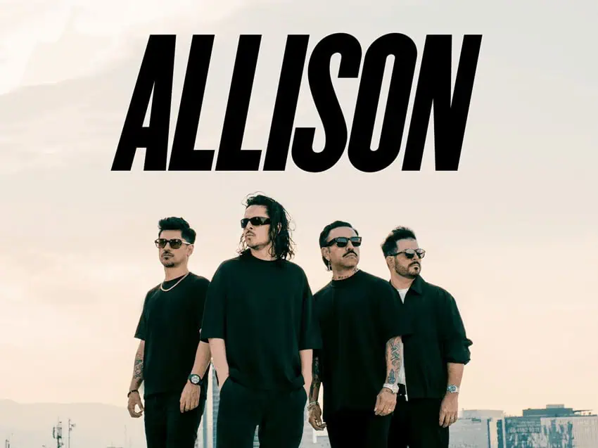 La banda de rock alternativa mexicana Allison posa para una foto promocional antes de su gira de 2025, que se detiene en Guadalajara