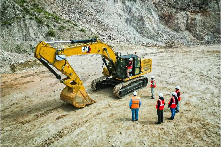Earth moving machne at mine site
