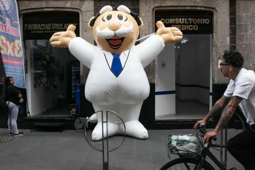 El Dr. Simi US abrió en Austin, Texas, el 24 de marzo