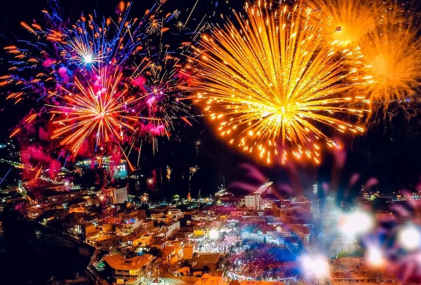 Fuegos artificiales en Isla Mujeres