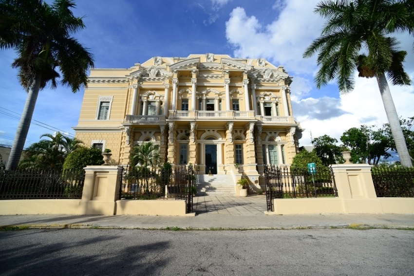 Museo de Palacio Cantón