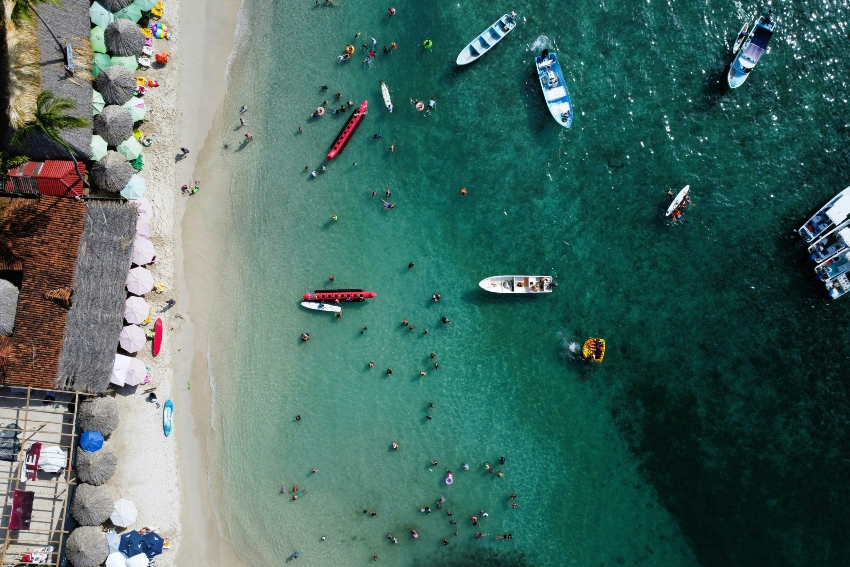 Zihuatanejo beach