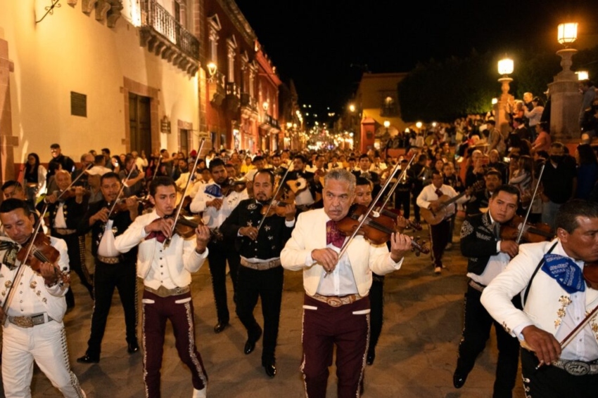 100 Mariachis en San Miguel de Allende