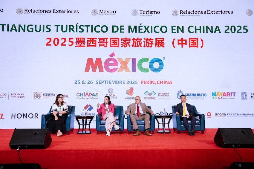 panel at tourism fair in china