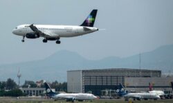 Administración Trump revoca 13 rutas aéreas de México a EE.UU.