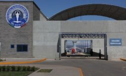 Ministro de Seguridad: La mitad de las líneas de extorsión denunciadas operan desde cárceles