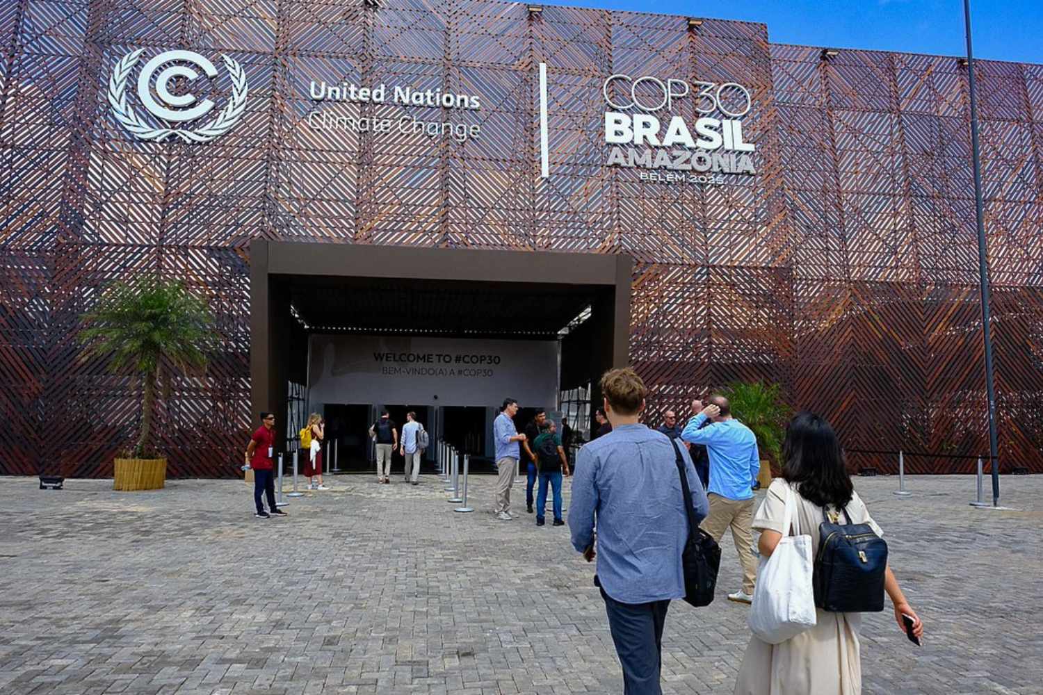 COP30: la carrera para salir de la era fósil ha tenido un comienzo lento (e incluso Italia la está frenando)