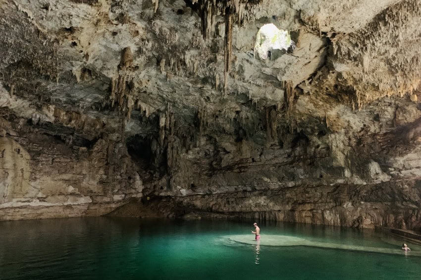 Cenote Suytún