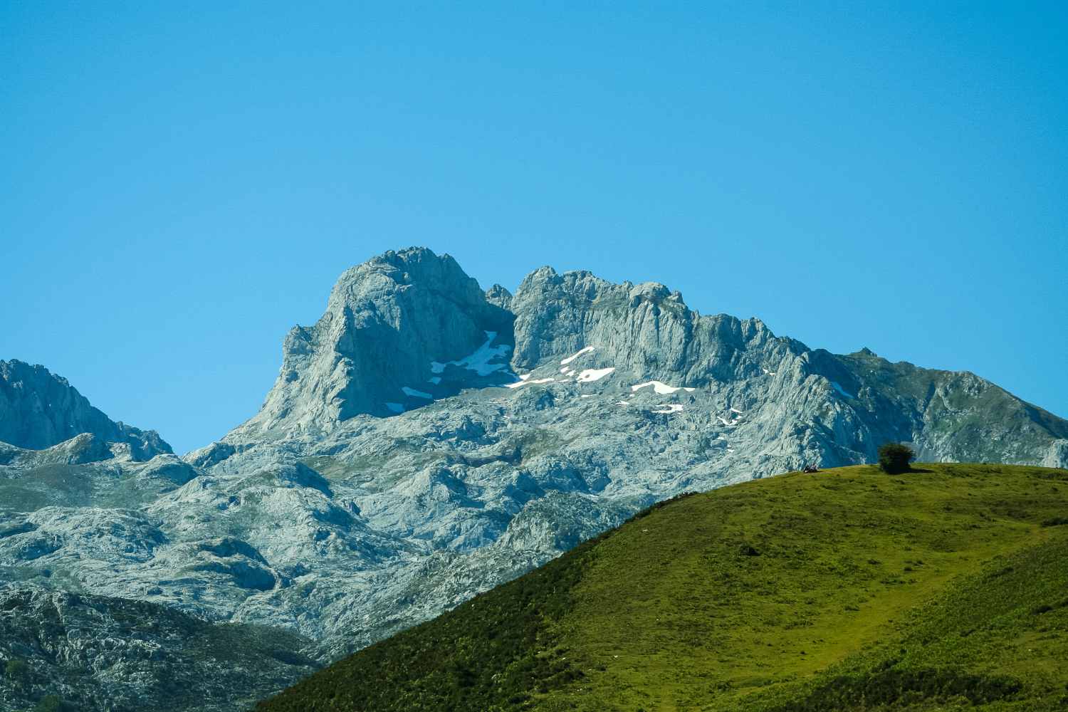 El grito inaudito de las montañas: 2025 fue un año negro para los glaciares alpinos
