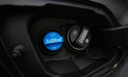 La peor noticia para los conductores de coches diésel: así cambiará todo en 2025