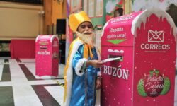 Palacio Postal de Ciudad de México abre ruta especial de correo al Polo Norte