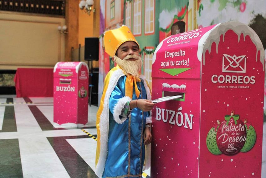 child mailing letter