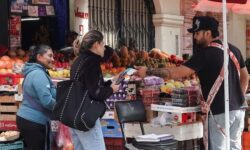 La economía se expandió un 2,3% en diciembre, lo que indica un crecimiento anual inferior al 1%