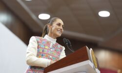 Por qué México transfirió a decenas de ‘operadores criminales’ a EE.UU.: resumen de la mañanera del jueves