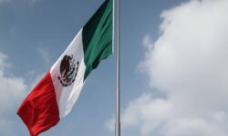 FMI mantiene pronóstico de crecimiento de 1.5% para México en 2026