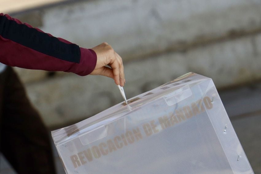 ¿La reforma electoral de Sheinbaum impedirá que el crimen organizado ...