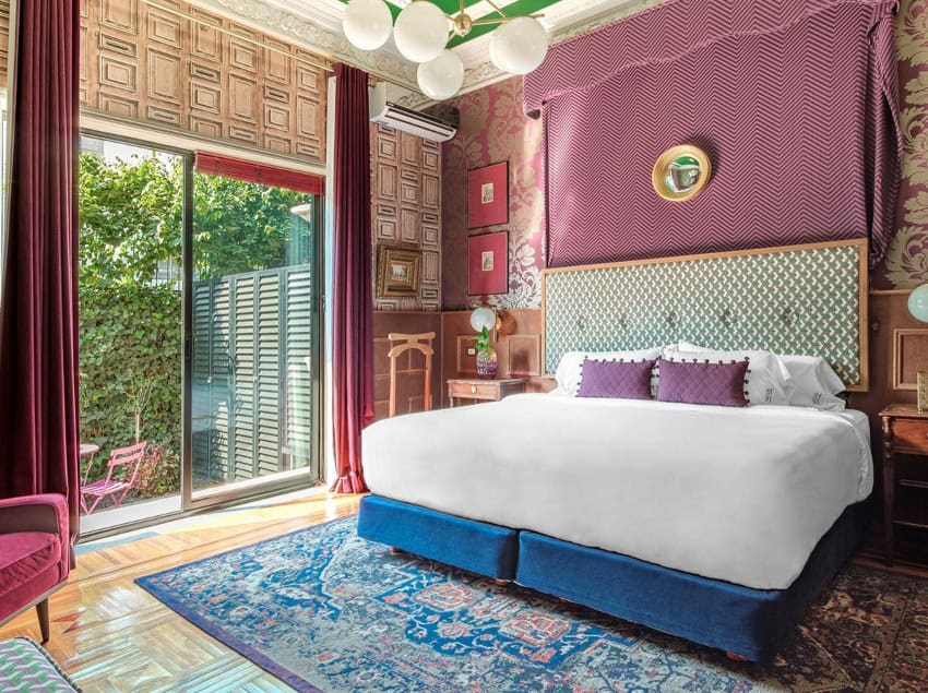 Hotel Pug Seal Polanco Anatole Francia