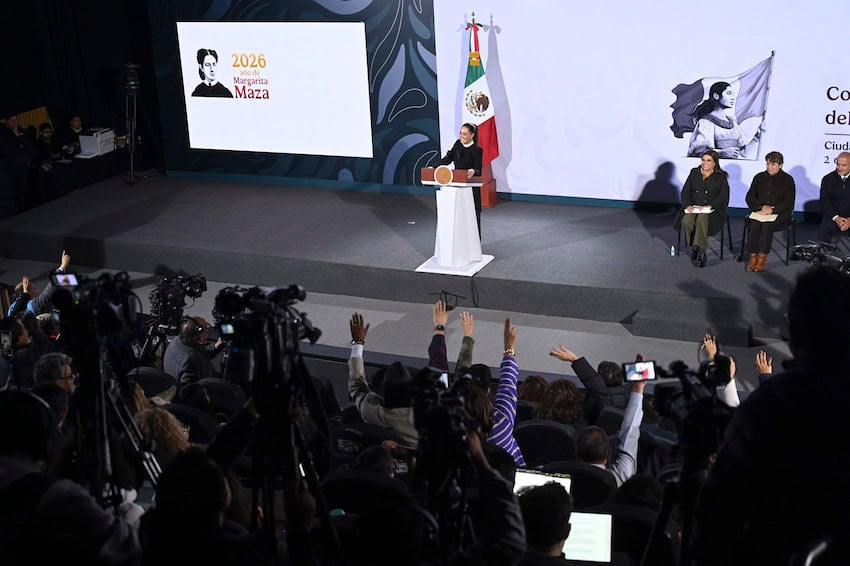 Sheinbaum durante la mañanera del 2 de febrero de 2026