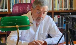 México insta a la paz y monitorea a 7.000 ciudadanos en medio de ataques de Estados Unidos e Israel a Irán