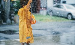 Clima, se avecina una fuerte caída de las temperaturas: cuándo y dónde llegarán las tormentas