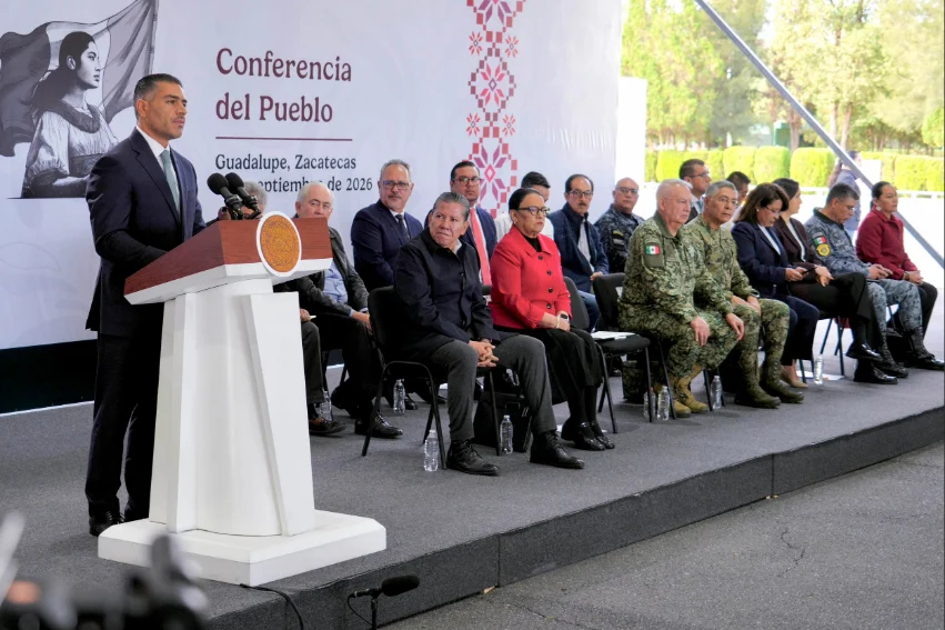 Ministro de Seguridad, Omar García Harfuch, junto a otros funcionarios de seguridad en conferencia de prensa en Zacatecas