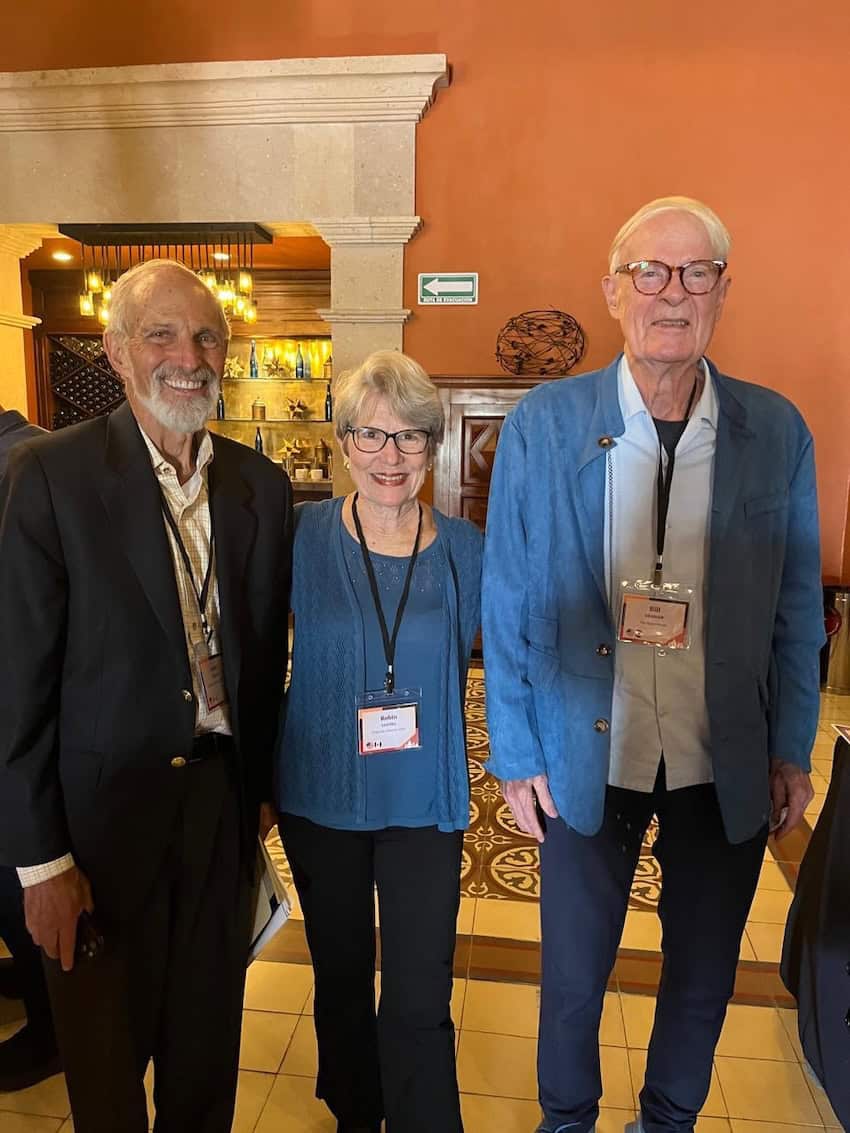 En la foto, tres organizadores del Foro de San Miguel.